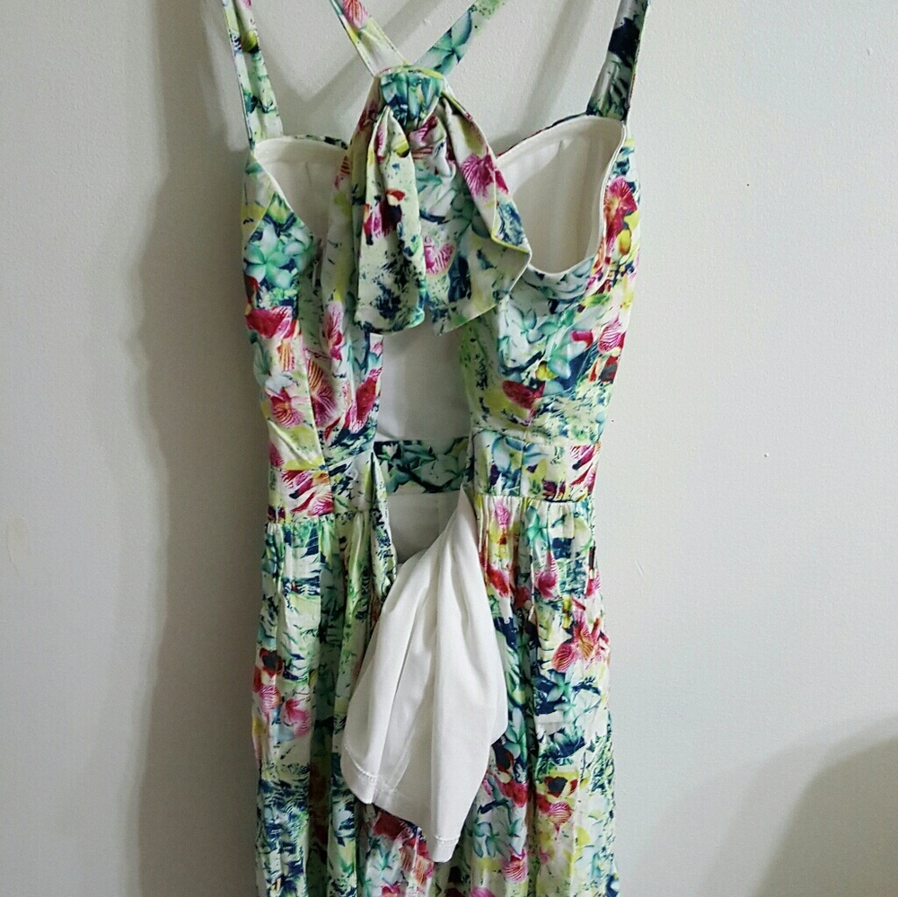 High low summer dress - Picture 2 of 3